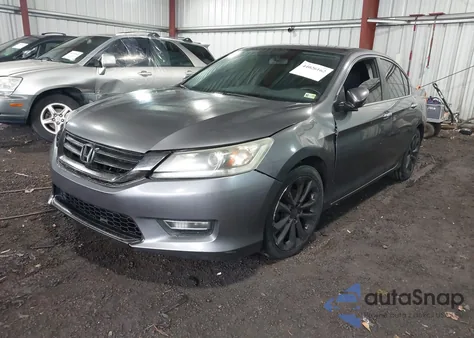 2013 Honda Accord Sport z USA, uszkodzony, nr VIN 1HGCR2F50DA068317